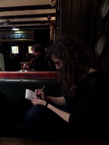 I took pictures, while Ana drew her memories... She was drawing the guy playing the fiddle.